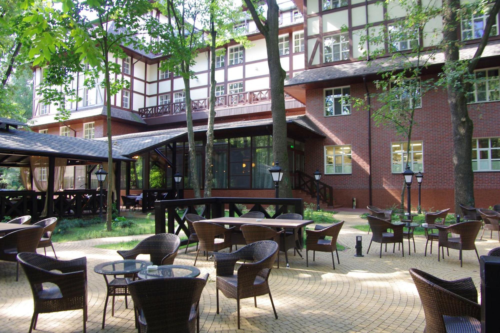 فندق كييففي  فندق بارك جولوسيفو المظهر الخارجي الصورة